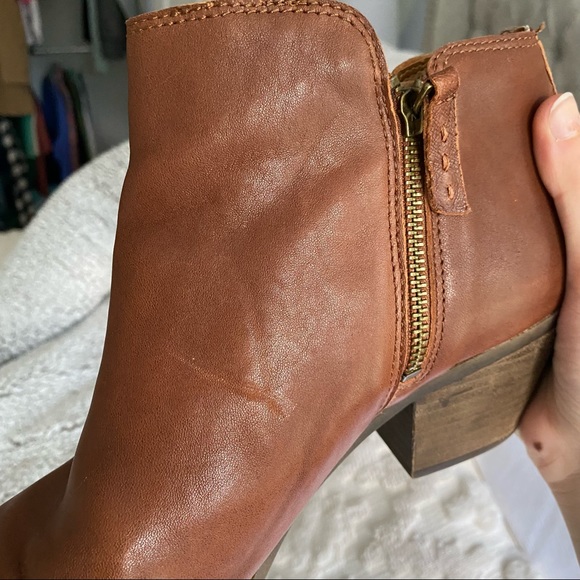FRYE Ankle Boots Cognac Leather Judith Double Zipper Zip Leather Brown 9.5 M - Picture 9 of 10